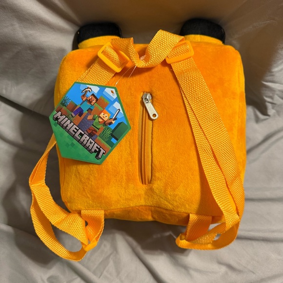 Minecraft fox plush backpack - Picture 2 of 3